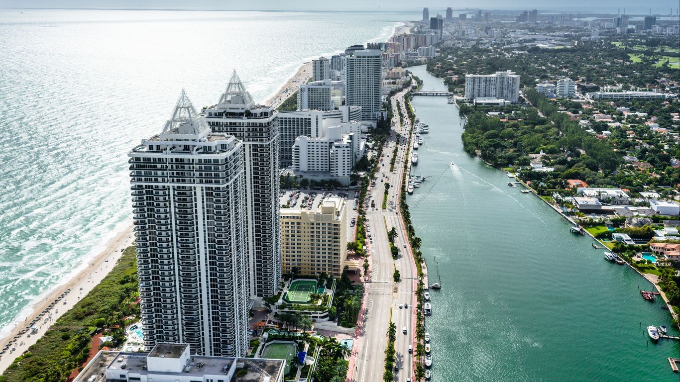 74457265-city-16308-1682ef4a893